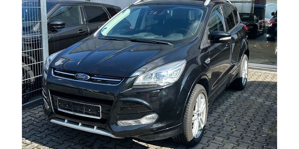 Ford Kuga 156.000 km 9.900 &euro; Marburg 35043