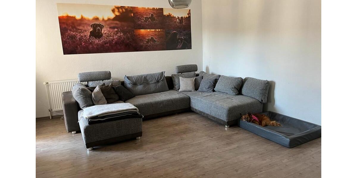 Dachgeschoßwohnung Meschede - 4.5 Zimmer, 130 m&sup2;, 1.000&euro; | Angebot:26625138