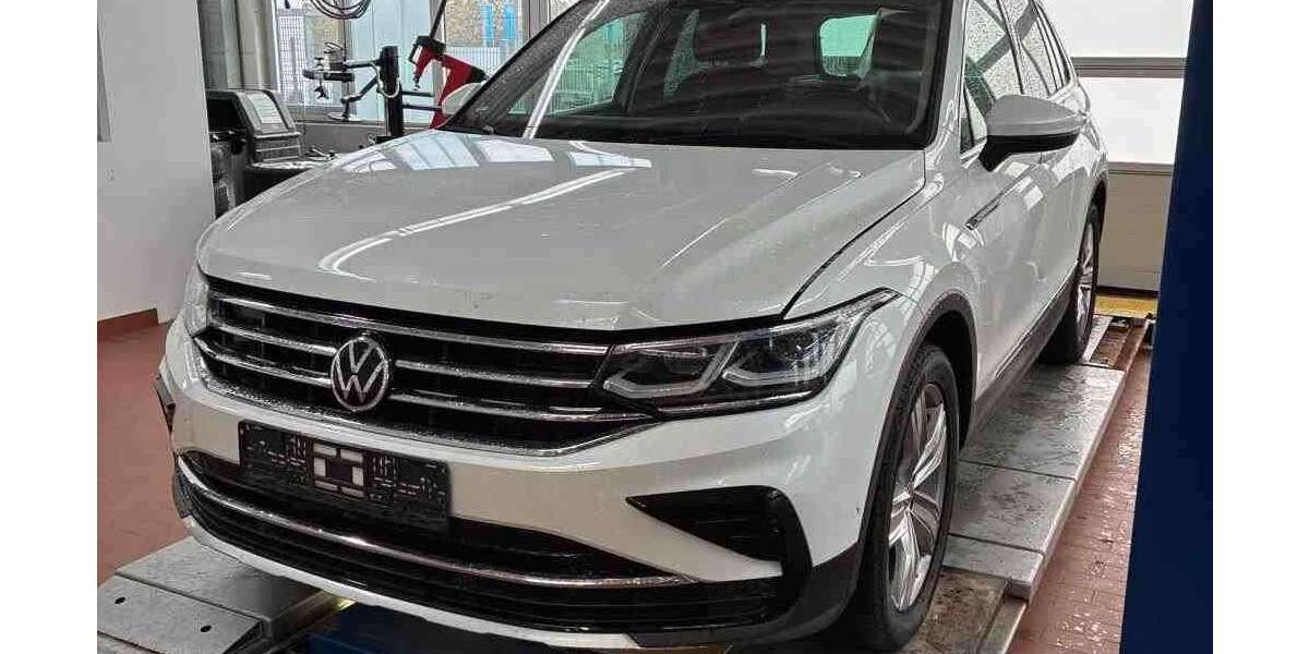 VW Tiguan 103.000 km 27.970 &euro; Helmstedt 38350