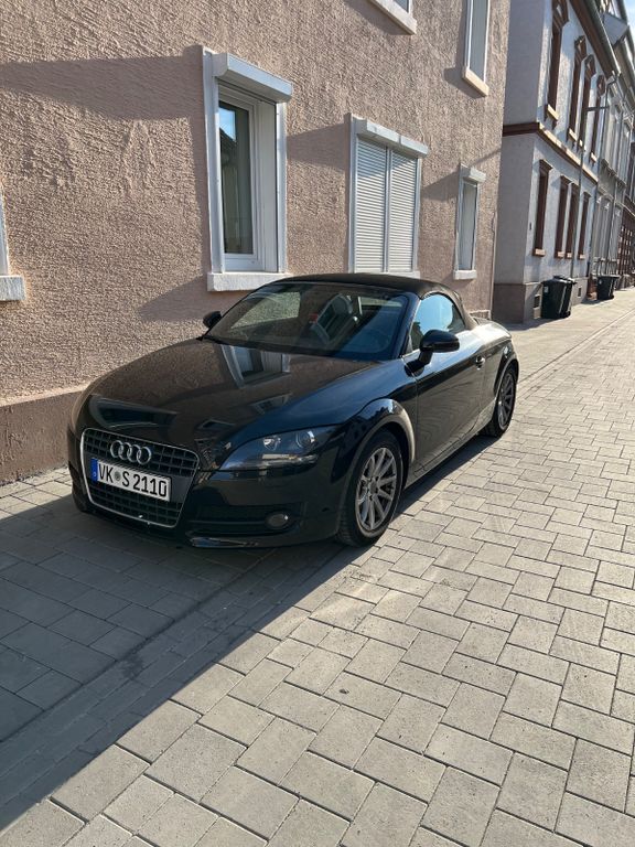 TT