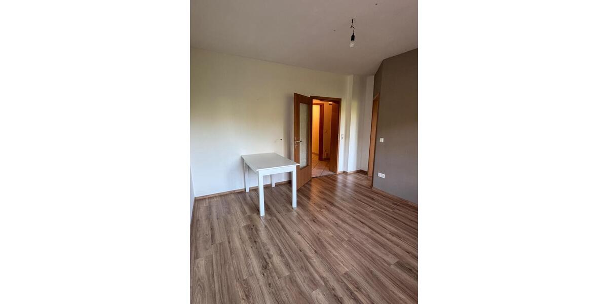 Erdgeschoßwohnung Waldkappel - 2 Zimmer, 52 m&sup2;, 400&euro; | Angebot:26581598