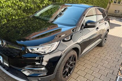 Opel Grandland (X) 37.000 km 15.900 &euro; Herbolzheim 79336