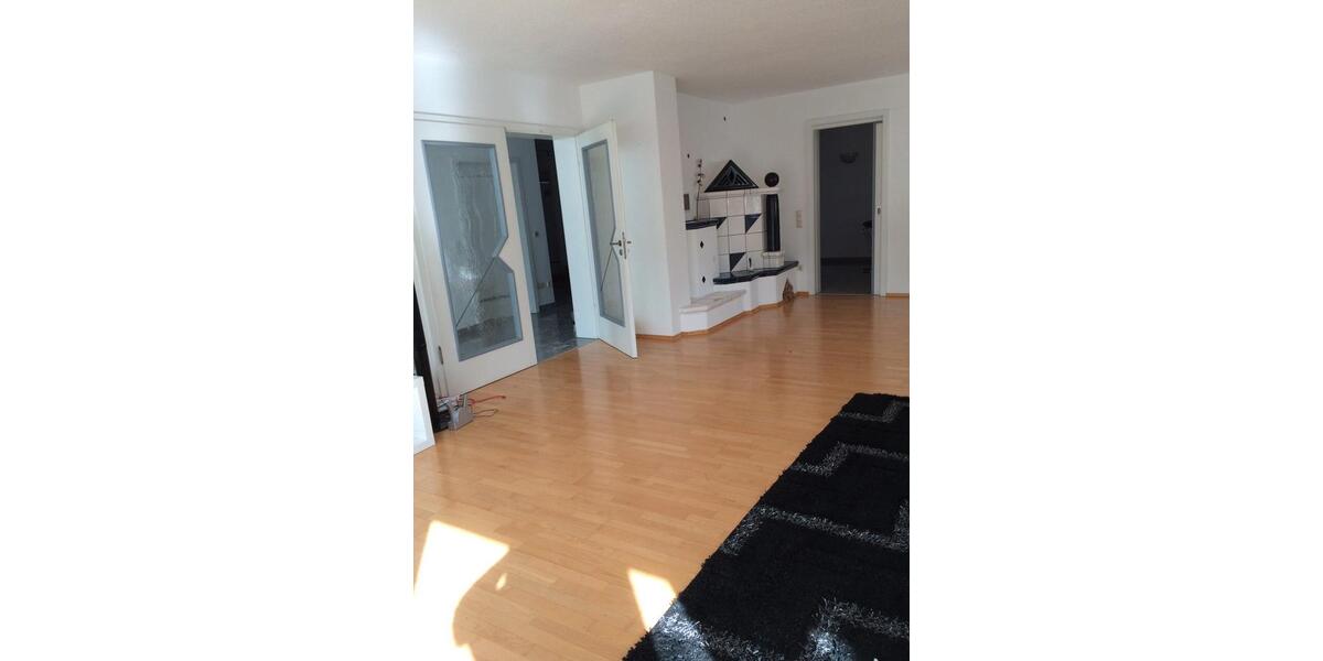 Doppelhaushälfte Freising Am Vogelherd - 5 Zimmer, 200 m&sup2;, 2.500&euro; | Angebot:25977750