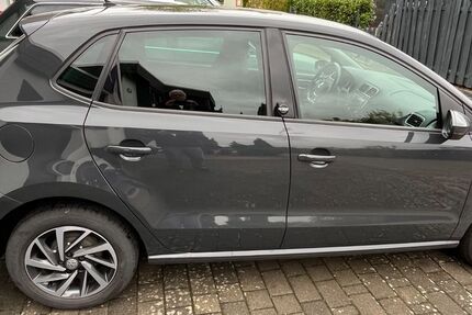 VW Polo 76.150 km 10.100 € Braunschweig 38100