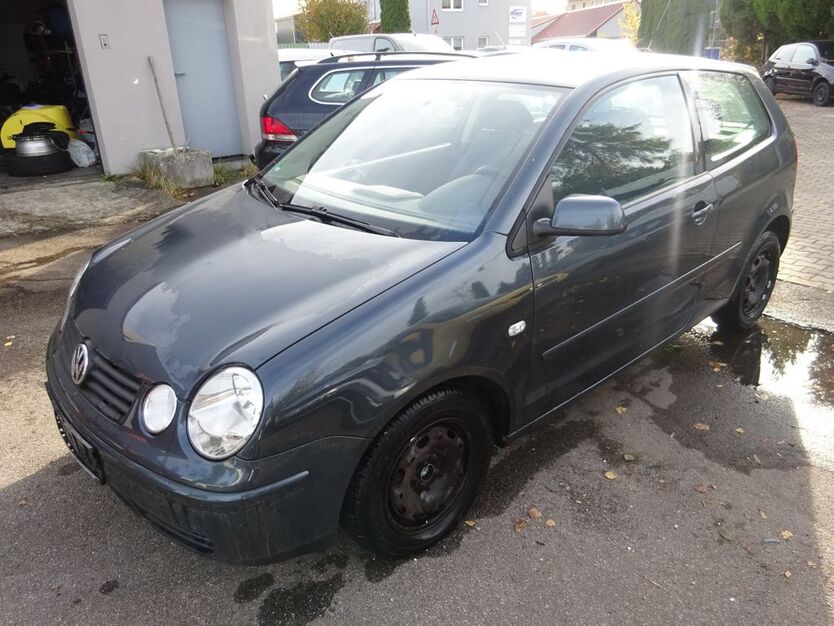 VW Polo 293.515 km 690 € Augsburg 86167