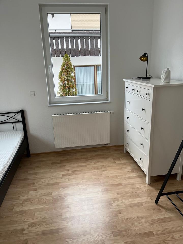 2 Zimmer Wohnung in Mitteltal zu vermieten zimmer