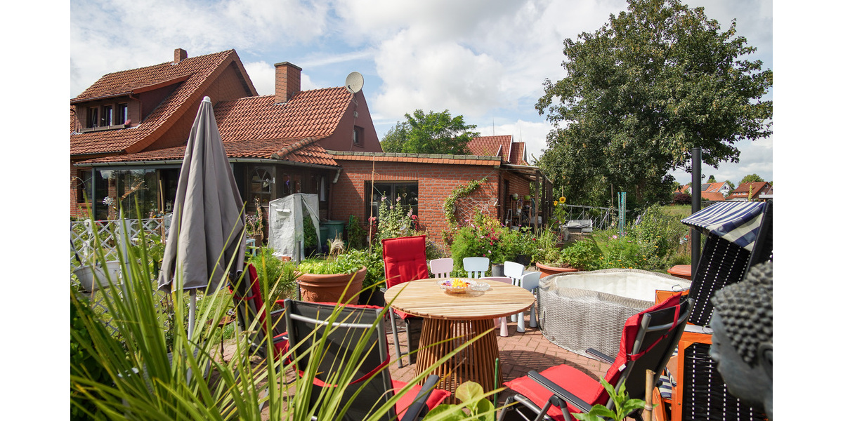 Wohngenuss mit Charme - gepflegtes Ein- bis Zweifamilienhaus mit Wintergarten - Einfamilienhaus Lemförde | Angebot:25862195