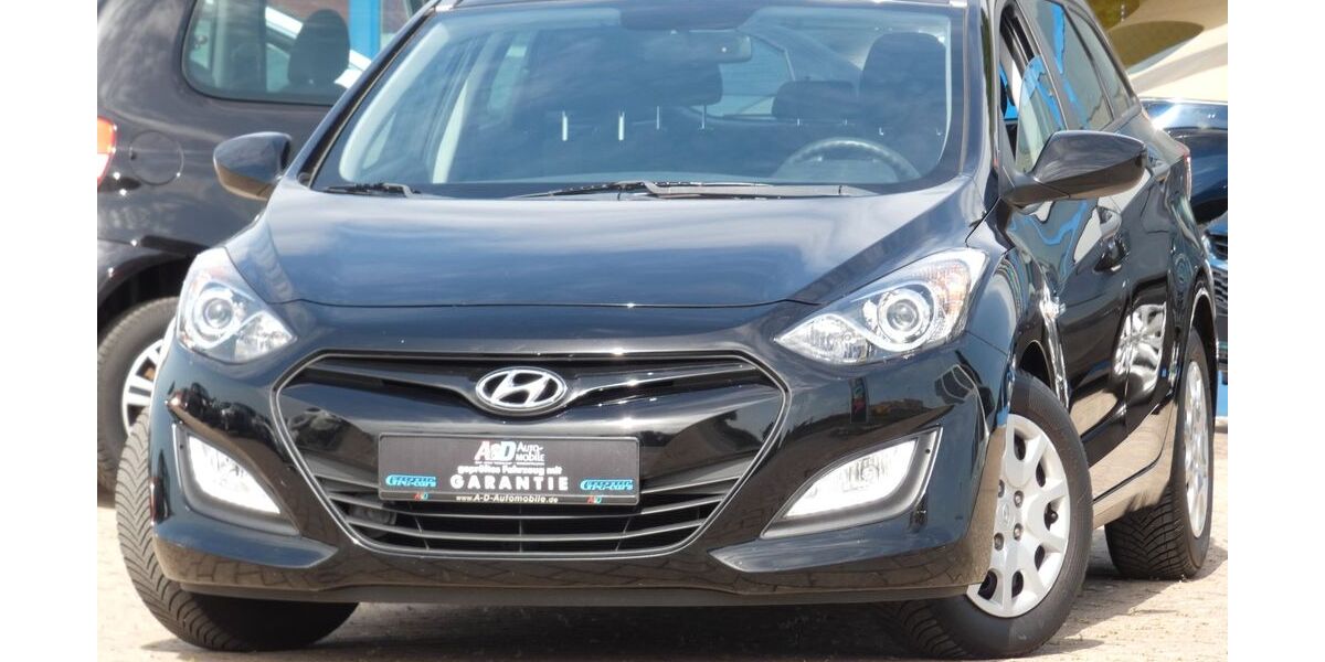Hyundai i30 101.500 km 8.990 &euro; Marienmünster 37696
