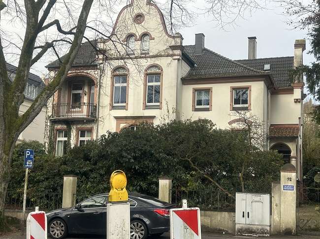Haus zum Kaufen in Lüdenscheid 480.000 € 254 m²