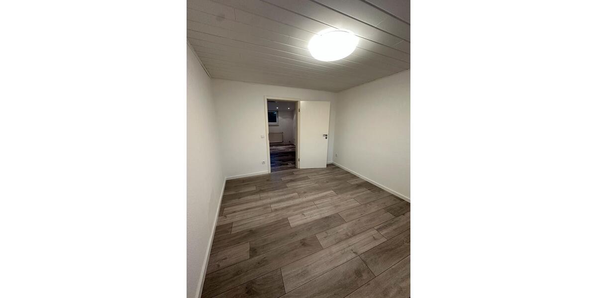 Dachgeschoßwohnung Siegburg - 2 Zimmer, 67 m&sup2;, 1.075&euro; | Angebot:26424615