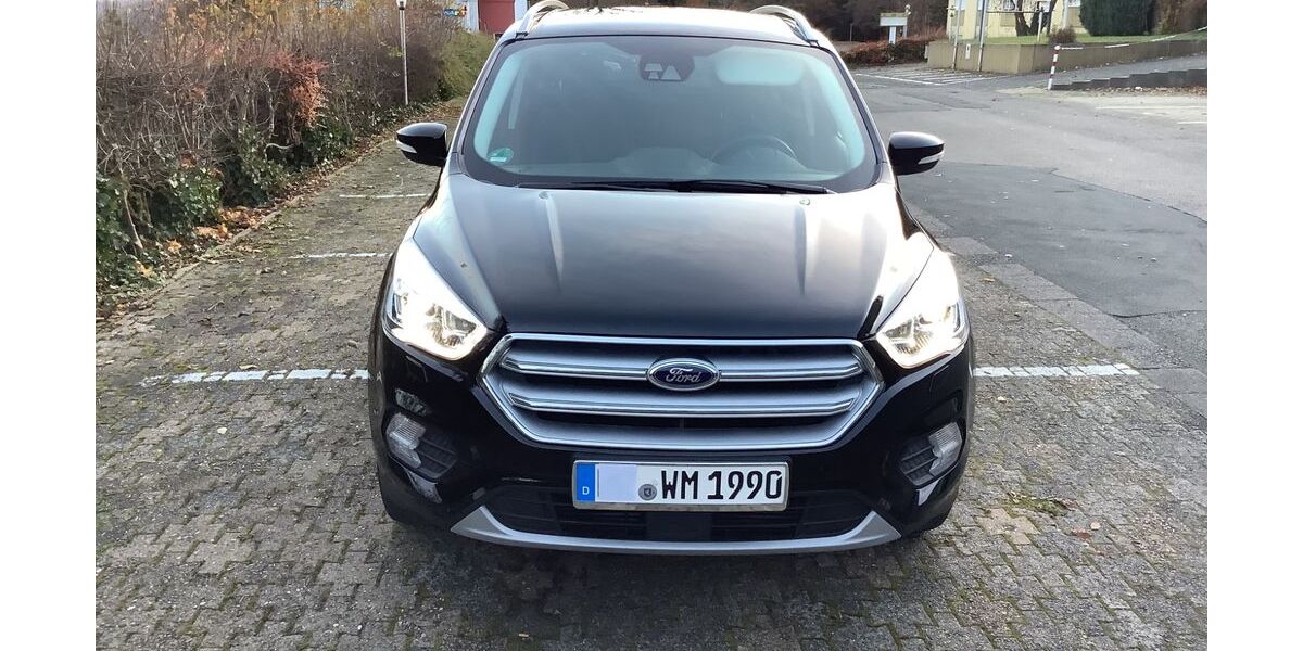 Ford Kuga 110.400 km 16.200 &euro; Gilching 82205
