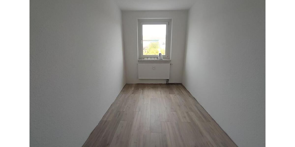 Etagenwohnung Sangerhausen - 4 Zimmer, 76 m&sup2;, 435&euro; | Angebot:26662541