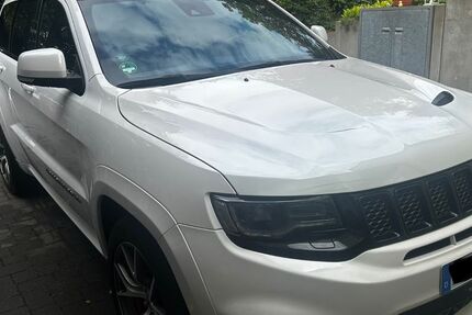 Jeep Grand Cherokee 86.900 km 35.890 &euro; Essen 45289