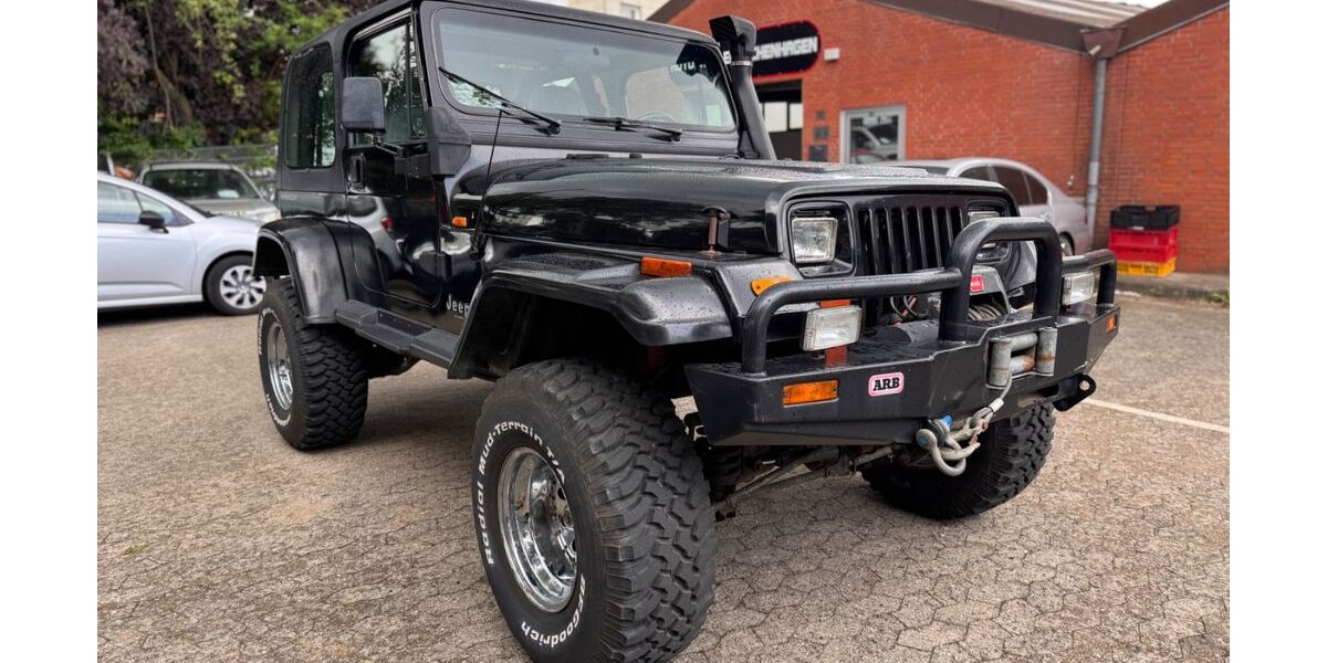Jeep Wrangler 65.297 km 24.888 &euro; Kiel 24146