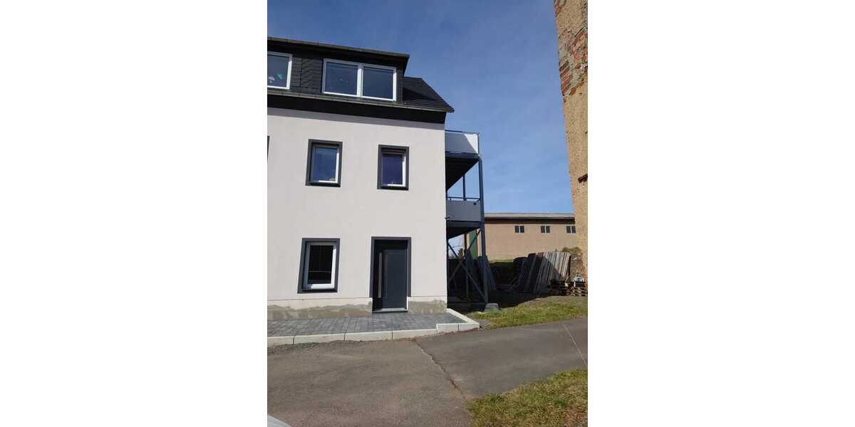 Wohnen auf dem Lande - Gemütliche EG-Wohnung ab sofort frei - 3- Großschirma Rothenfurth | Angebot:11109029