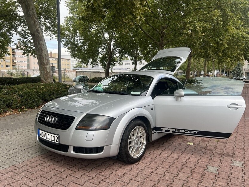 Audi TT 8N