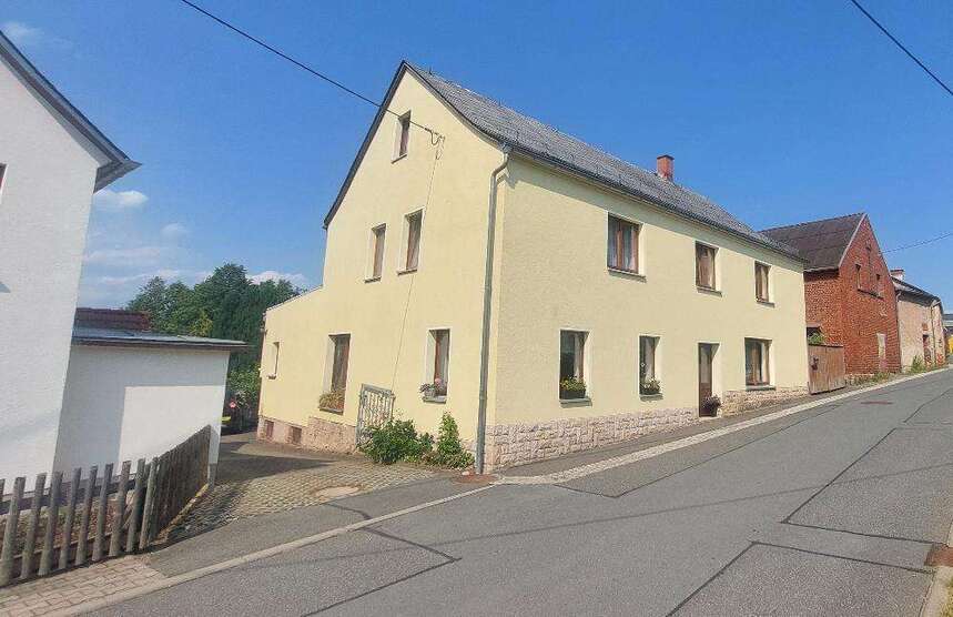 Haus zum Kaufen in Treuen 149.400 € 180 m²