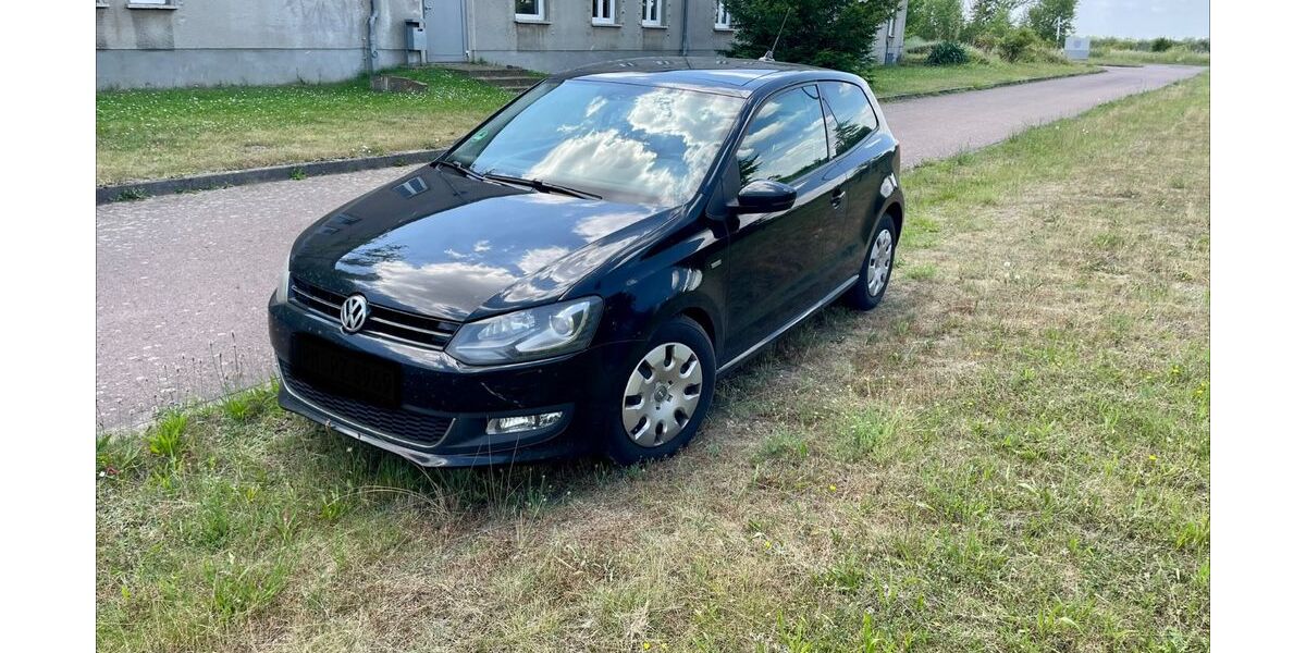 VW Polo 249.000 km 5.300 &euro; Niemegk 14823