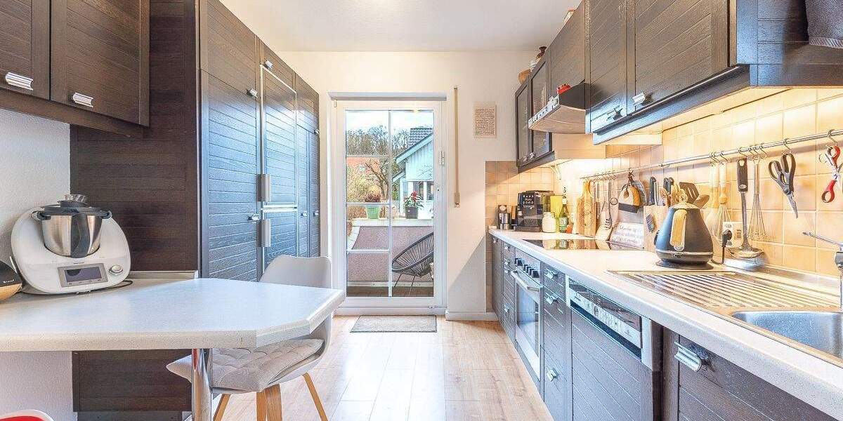 Etagenwohnung Kassel / Harleshausen Harleshausen - 3 Zimmer, 96 m&sup2;, 295.000&euro; | Angebot:25387645