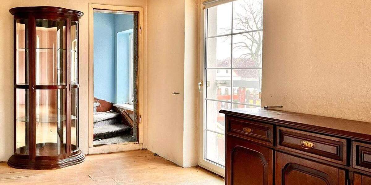 Reihenendhaus Schkopau - 5 Zimmer, 125 m&sup2;, 65.000&euro; | Angebot:25140896