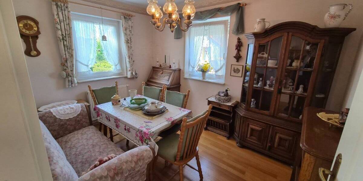 Etagenwohnung Ilvesheim - 5 Zimmer, 120 m&sup2;, 1.400&euro; | Angebot:26410146