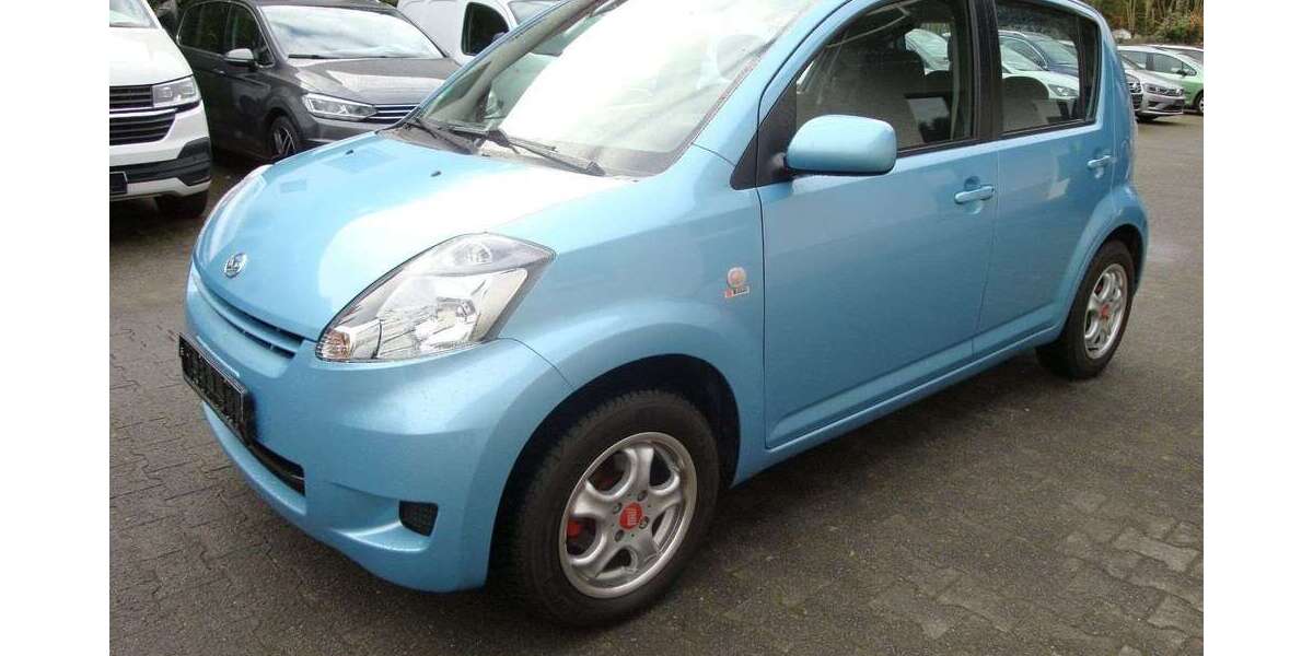 Daihatsu Sirion 49.600 km 7.499 &euro; Lorsch 64653