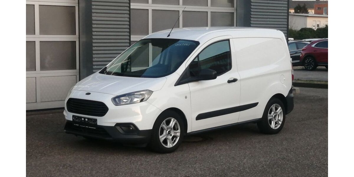 Ford Transit Courier 45.000 km 13.299 &euro; Landau 76829