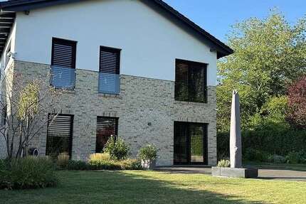 Haus Bad Krozingen - 6 Zimmer, 191 m&sup2;, 1.560.000&euro; | Angebot:27125567