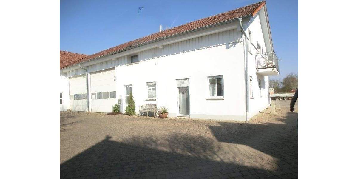 Reihenendhaus Niederwerrn - 3 Zimmer, 150 m&sup2;, 398.000&euro; | Angebot:25909017