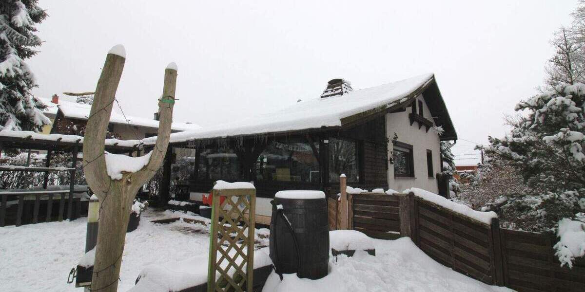 Einfamilienhaus Waltershausen - 4 Zimmer, 100 m&sup2;, 220.000&euro; | Angebot:24780708