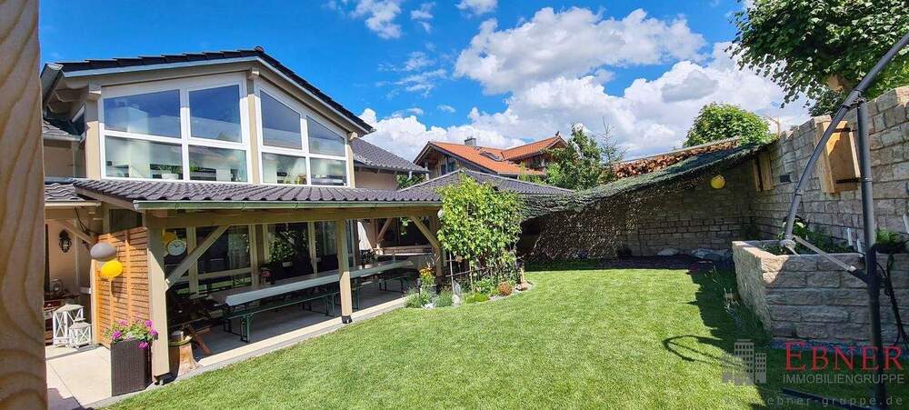 Einfamilienhaus Viechtach - 6 Zimmer, 234 m&sup2;, 540.000&euro; | Angebot:25773087