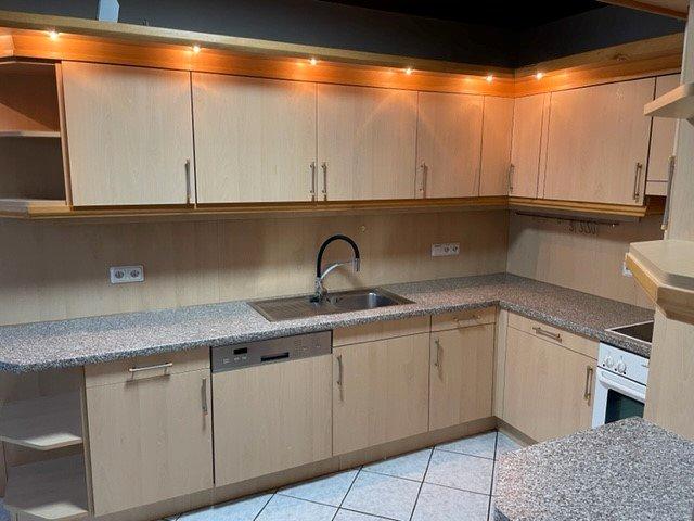 Etagenwohnung Dickenschied - 4 Zimmer, 144 m&sup2;, 890&euro; | Angebot:26680927