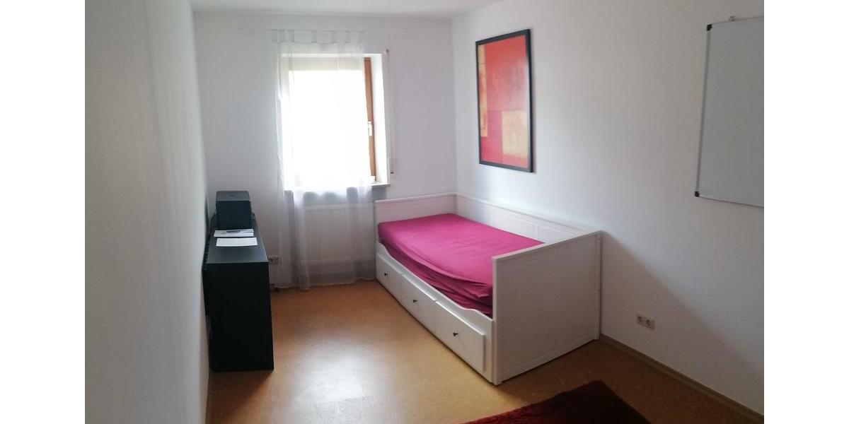 Reihenhaus Ansbach - 6 Zimmer, 140 m&sup2;, 1.630&euro; | Angebot:26399720
