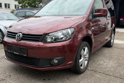 VW Caddy 224.000 km 7.450 &euro; Lage 32791