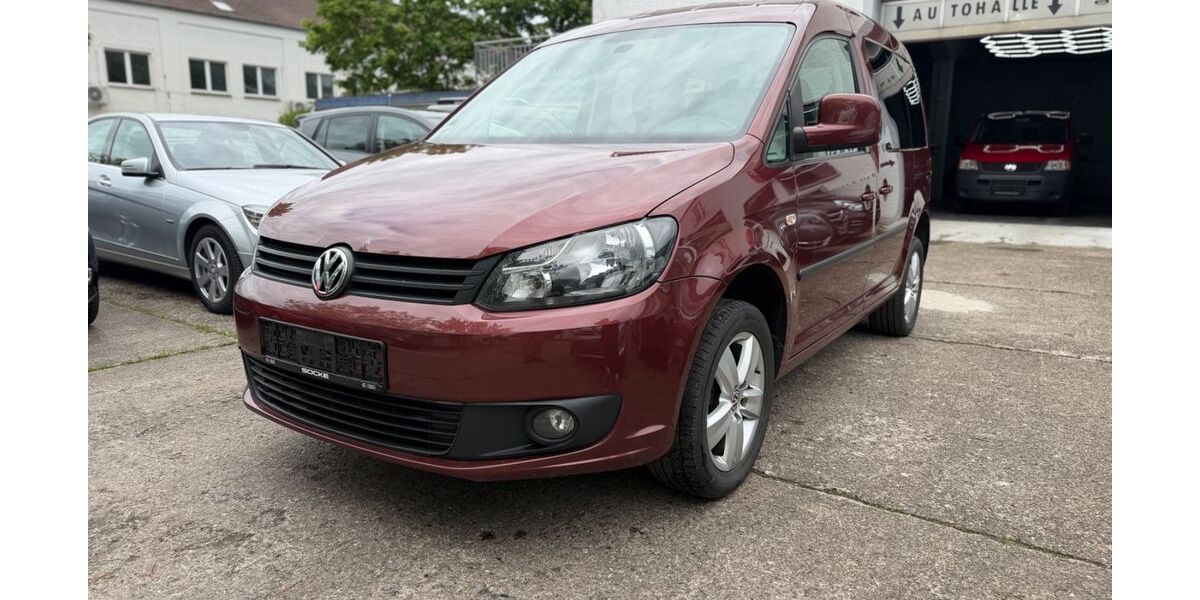VW Caddy 224.000 km 7.450 &euro; Lage 32791