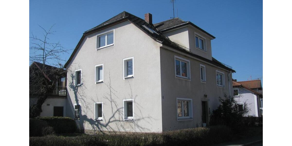 Einfamilienhaus Friedenfels - 10 Zimmer, 235 m&sup2;, 100.000&euro; | Angebot:25632731