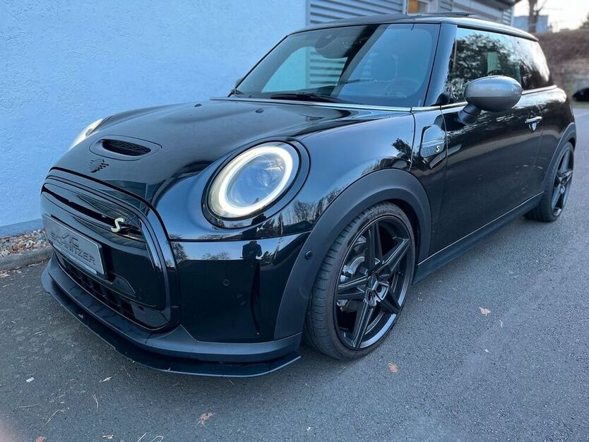 Cooper SE
