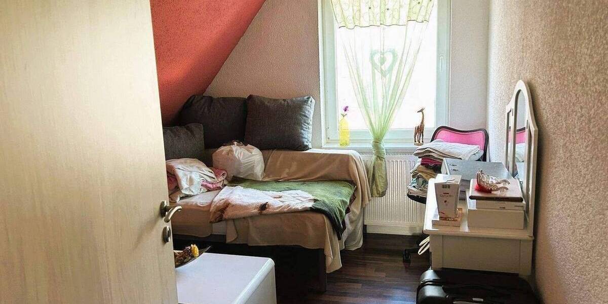 Einfamilienhaus Seegebiet Mansfelder Land Hornburg - 4 Zimmer, 115 m&sup2;, 1.100&euro; | Angebot:26867191