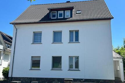 Möbelierte 3- Zimmerwohnung im DG in Kastellaun- frei ab August