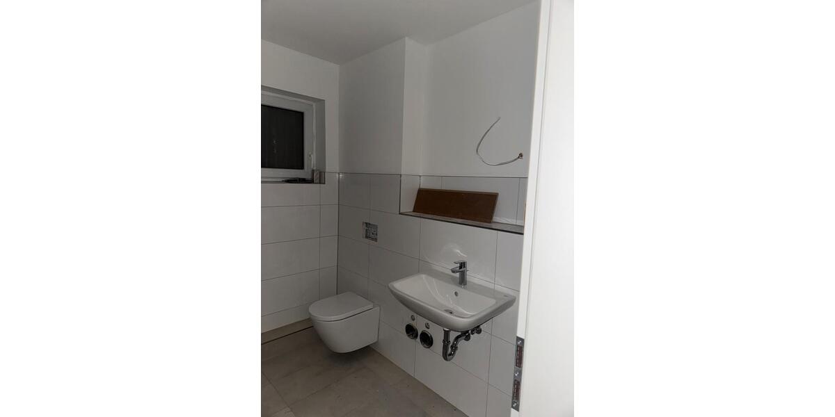 Erstbezug nach Sanierung mit Balkon und Garage 4 zimmer