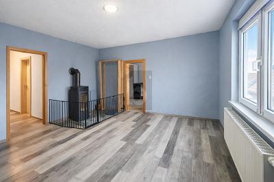 IDYLLISCH MIT VIEL PLATZ, KAMIN UND TOLLEM GARTEN - Einfamilienhaus Neuhaus am Rennweg | Angebot:26226487