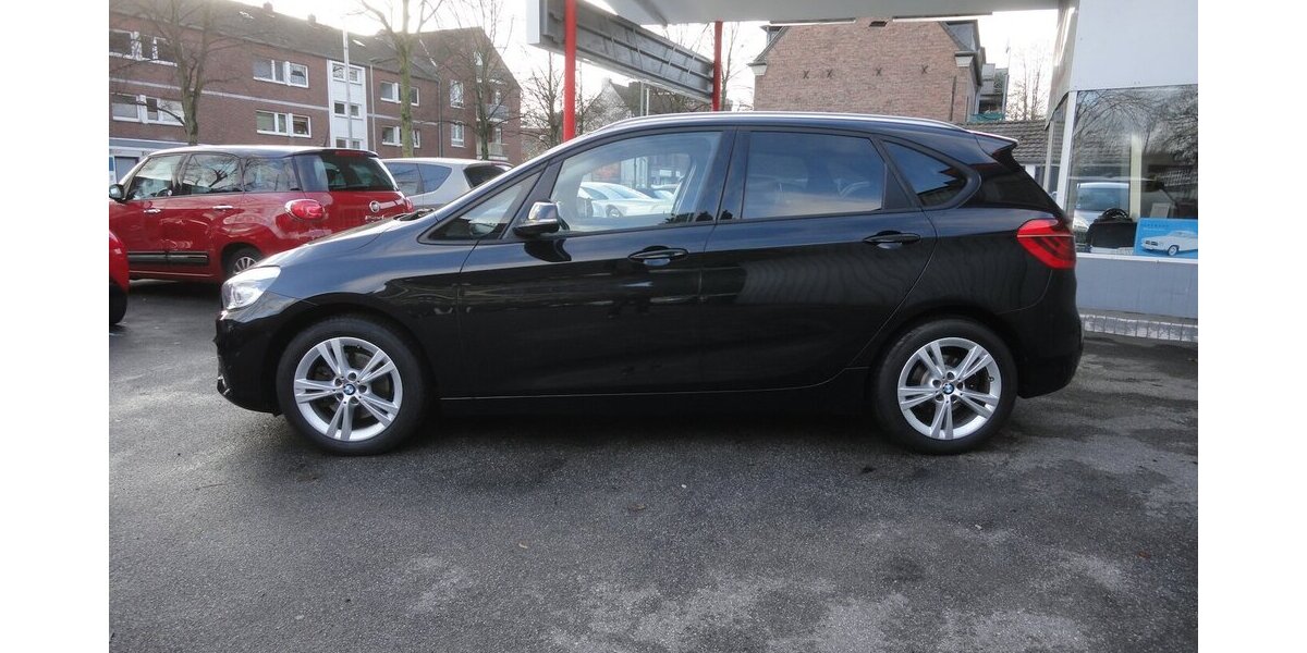 BMW 218 Active Tourer Autom+Navi Service+Kette neu 112.000 km 10.999 &euro; Neuss 41462