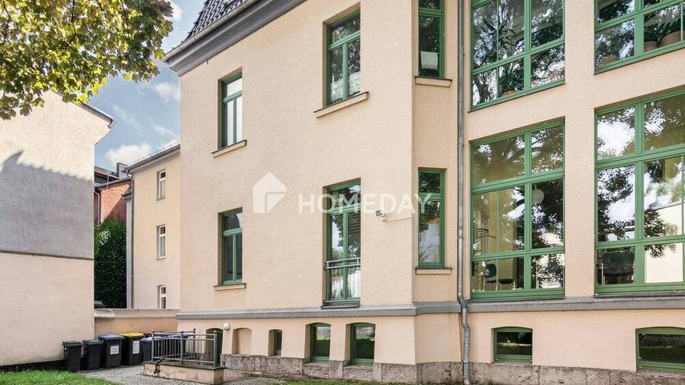 Repräsentative Eigentumswohnung mit Wintergarten, Gartenanteil & Stellplatz in Weimar 4 zimmer