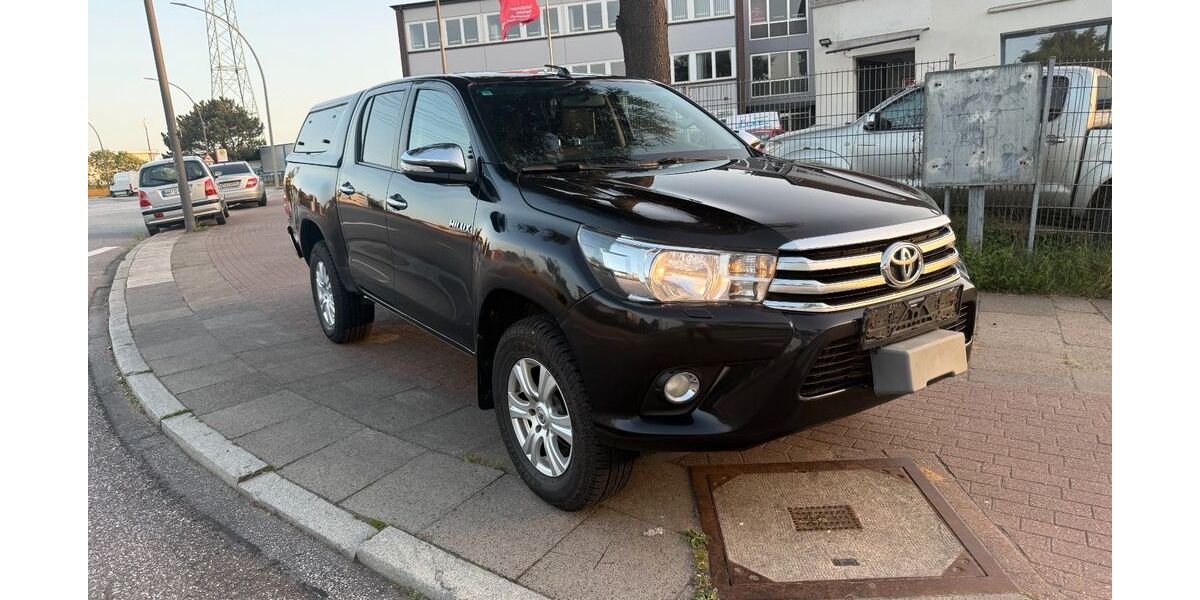 Toyota Hilux 229.796 km 16.390 &euro; Hamburg 22113