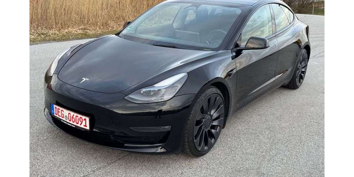 Tesla Model 3 41.000 km 33.900 &euro; Außernzell 94532