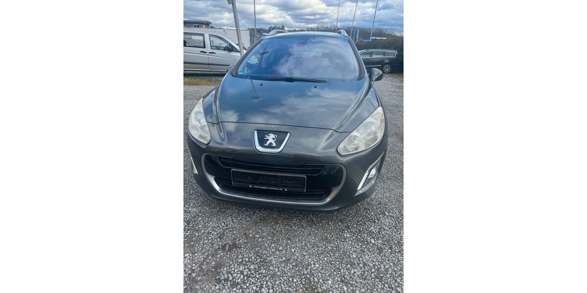 Peugeot 308 235.685 km 1.947 &euro; Untergruppenbach 74199
