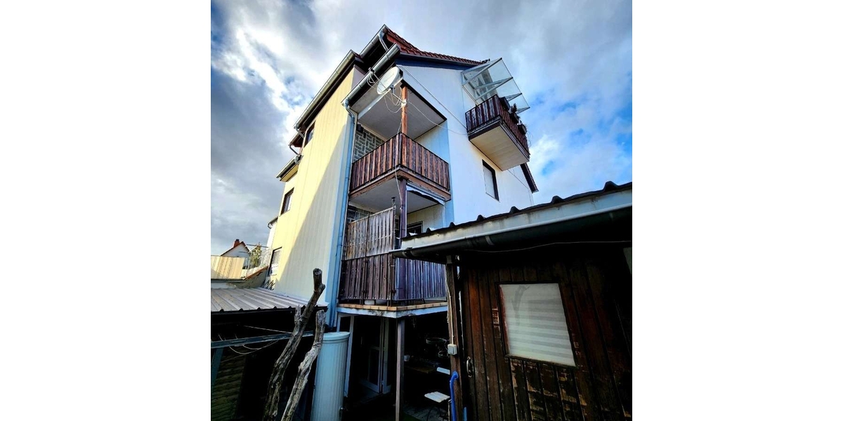 Vielseitiges Mehrfamilienhaus ideal für Kapitalanleger oder Selbstnutzer, Zweibrücken Niederauerbach - Mehrfamilienhaus, Wohnhaus Zweibrücken | Angebot:27131039