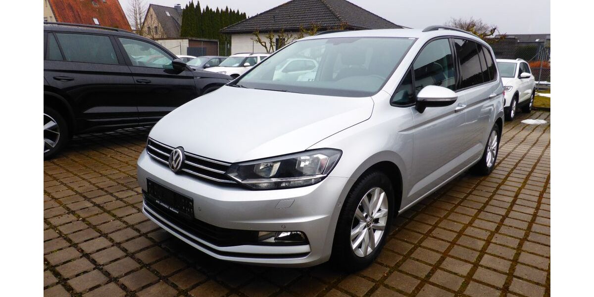 VW Touran 127.500 km 16.790 &euro; Wolfenbüttel 38304