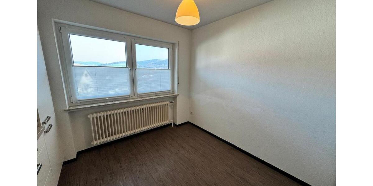 Etagenwohnung Rotenburg an der Fulda - 2 Zimmer, 65 m&sup2;, 700&euro; | Angebot:25451632