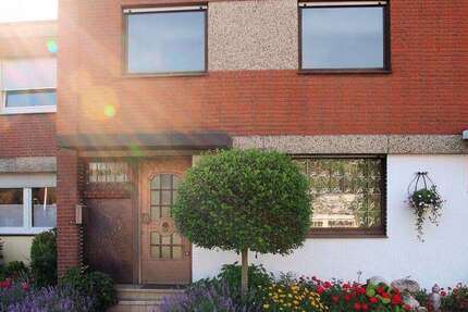 Haus Solingen Aufderhöhe - 5 Zimmer, 120 m&sup2;, 398.000&euro; | Angebot:26422767